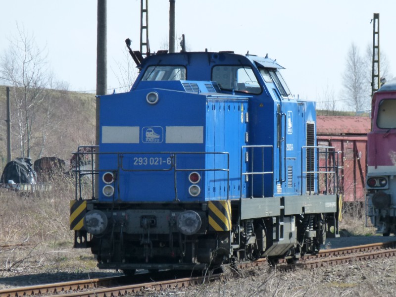 Press 021 - 293 881-9.jpg